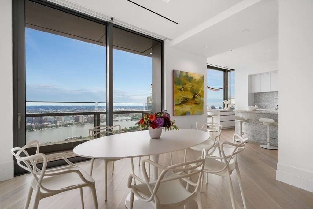Four Seasons One Dalton Informal Dining Room with City Views