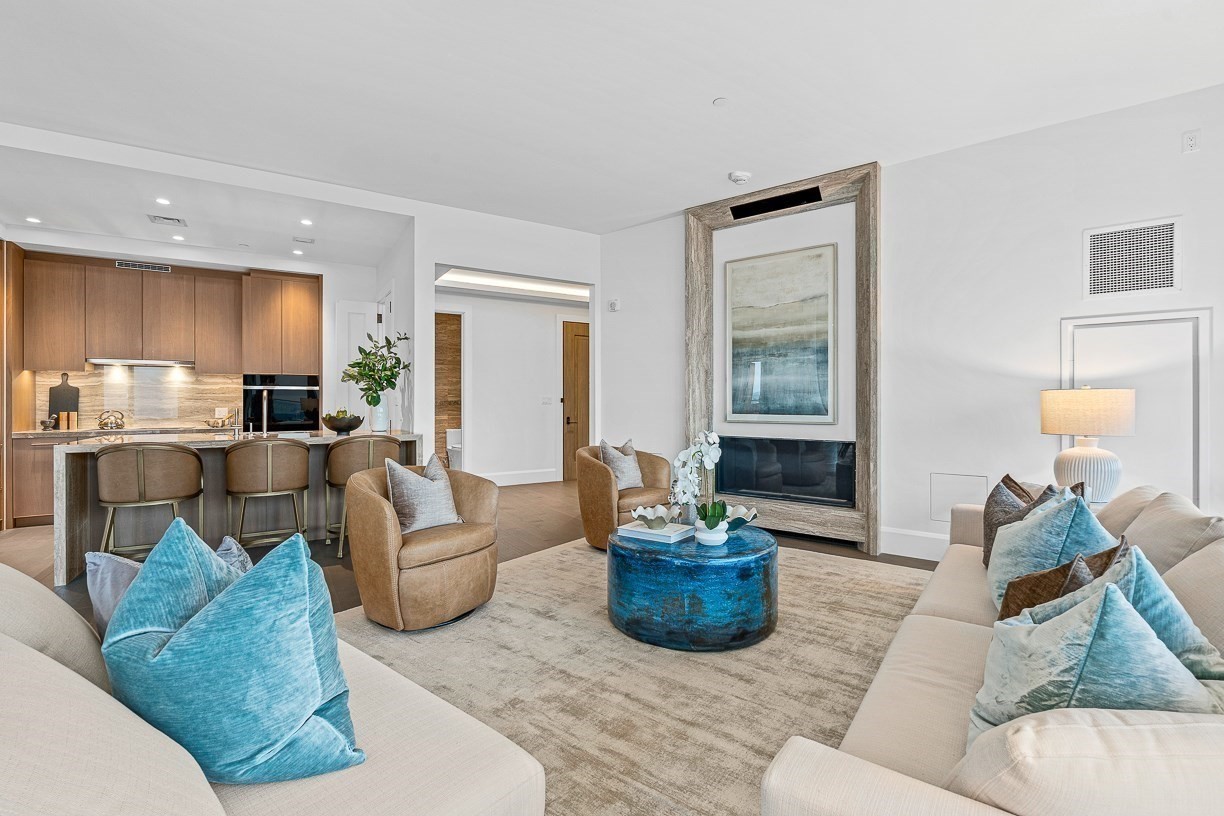 Raffles Boston Penthouse Entertaining Space